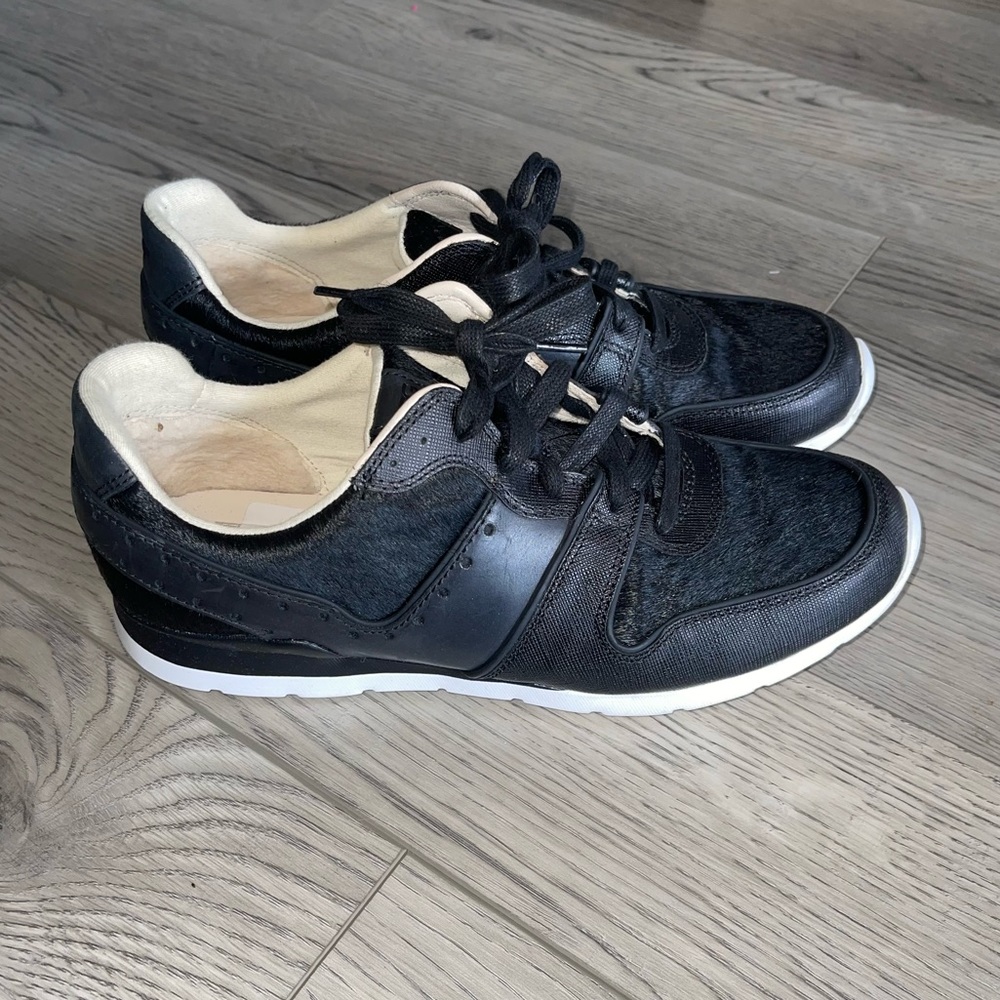 Women’s Ugg Sneaker